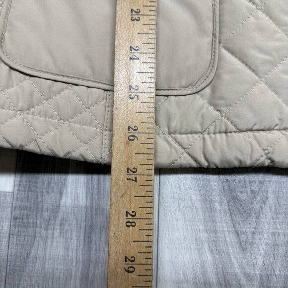 ✅Charter Club Beige Quilted Jacket Womens Size MEDIUM Lightweight Snap/Full Zip - Picture 5 of 8